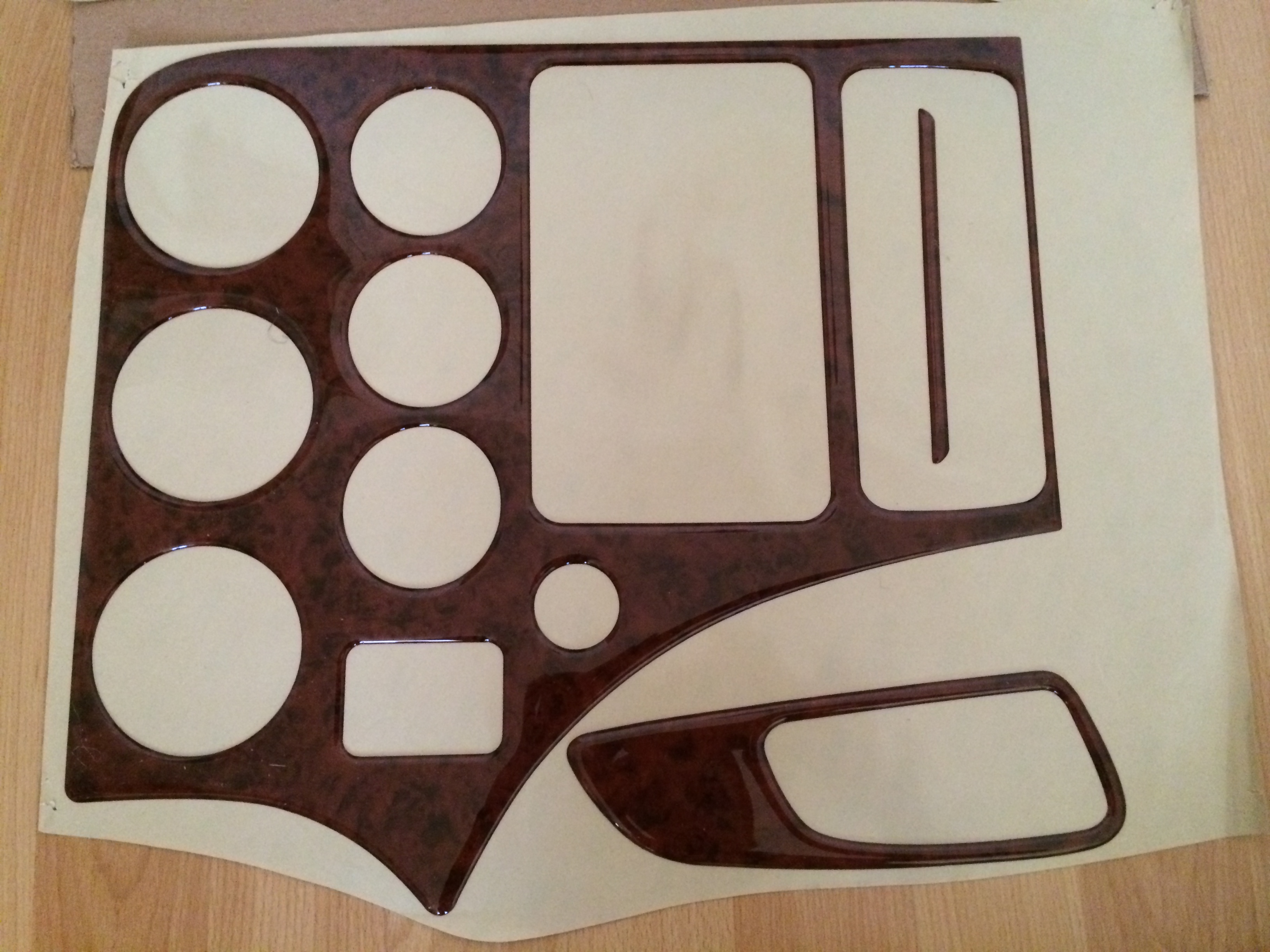 3D Cockpit Dekor für Alfa Romeo 159  09/2005 8 Teile (Farbe: WURZELHOLZ)